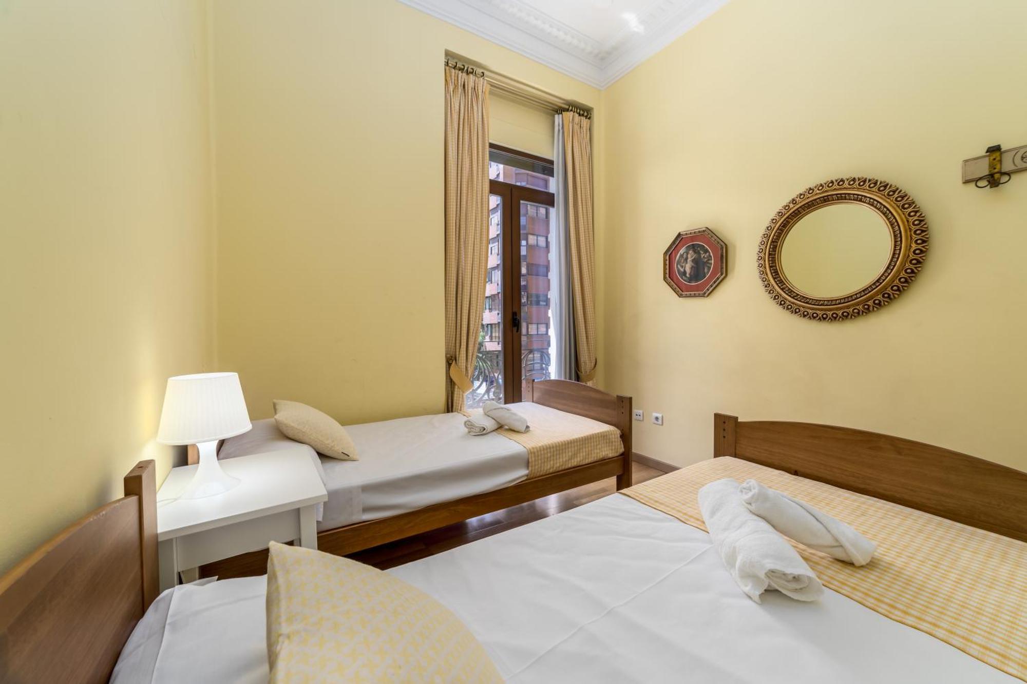 My Loft 4 You Gran Via Valenza Esterno foto