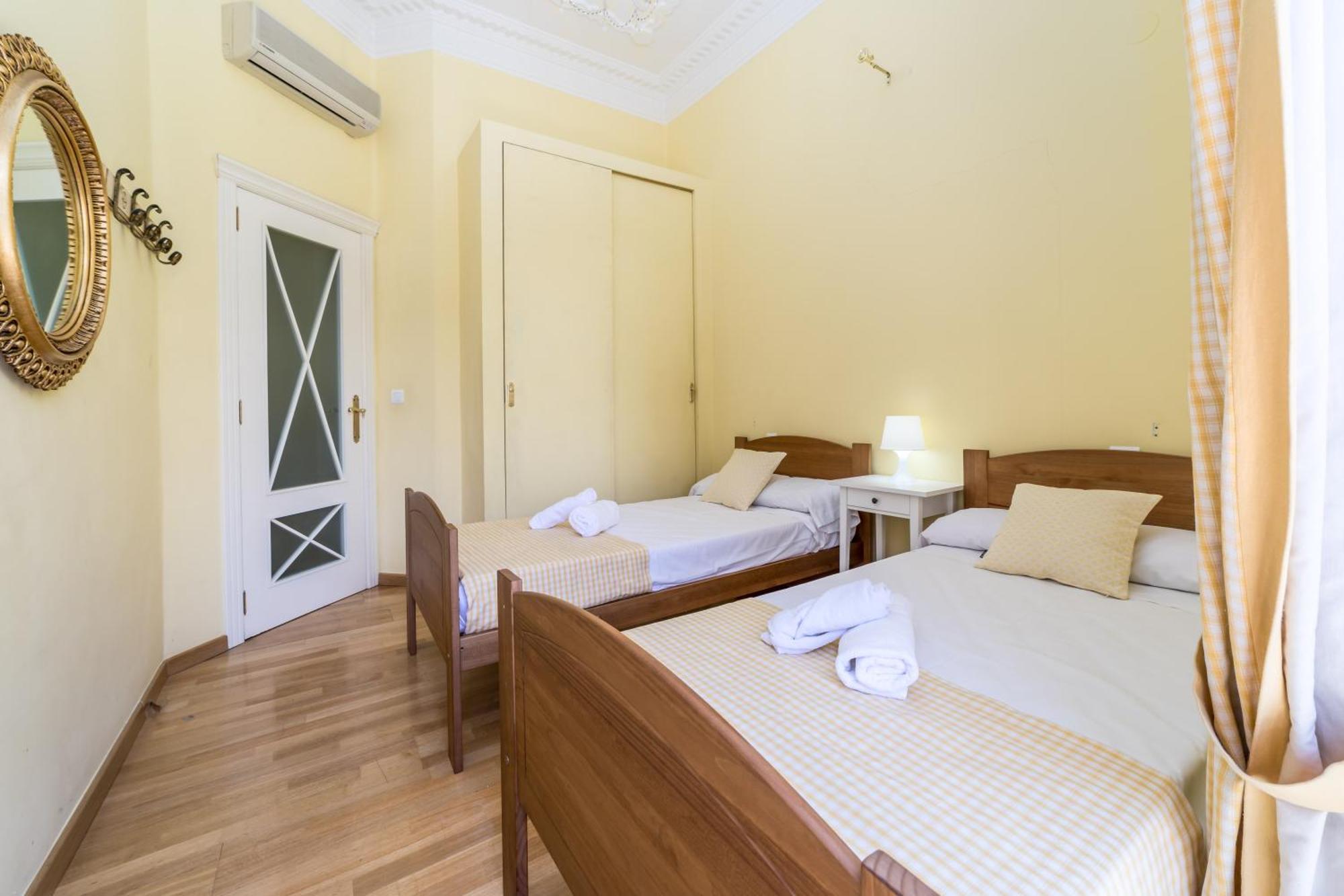 My Loft 4 You Gran Via Valenza Esterno foto